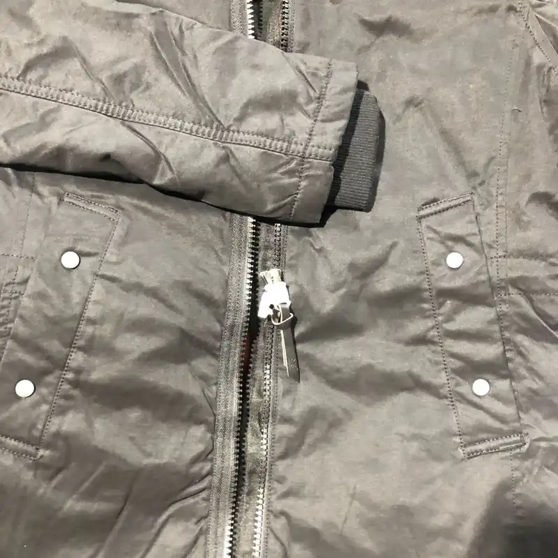 کاپشن زنانه کیو اس مدل Q9999