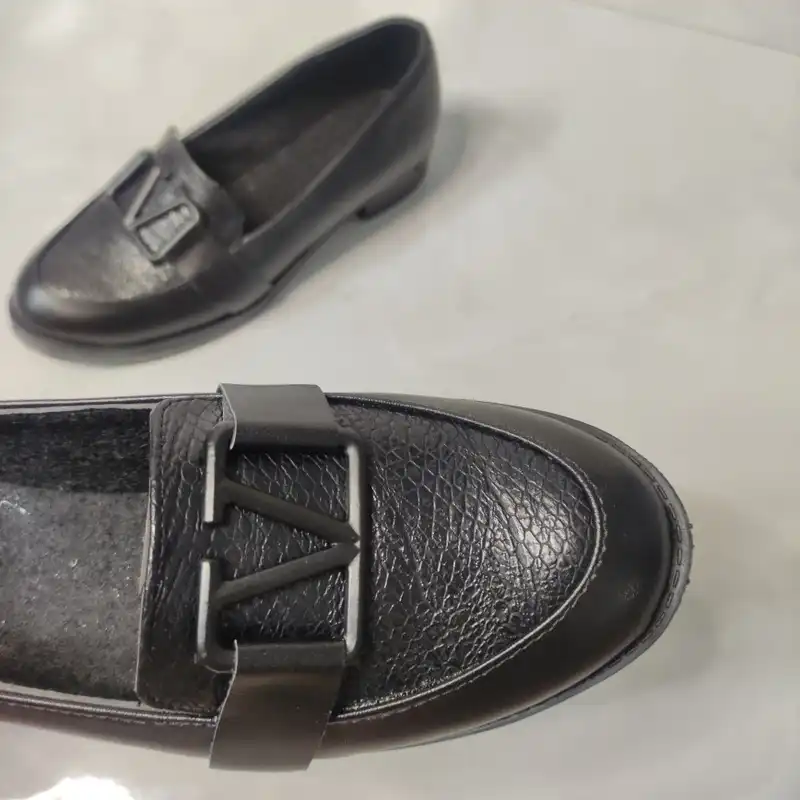 کفش زنانه مدل پوست ماری V کد 104