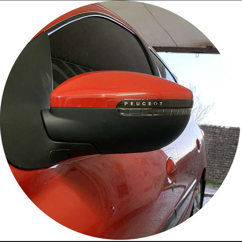 پد ژله ای محافظ دکمه فرمان مانیتور و آینه خودرو وارون مدل P-758 مناسب برای پژو 207 مجموعه 18 عددی