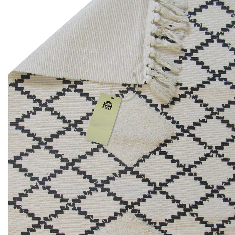 گلیم ماشینی هوم اند لایف مدل سلینا طرح لوزی کد 020001