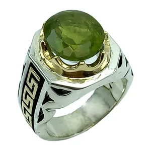 انگشتر نقره مردانه مدل شبکه دستساز مزین به جواهر زبرجد اصل و طبیعی