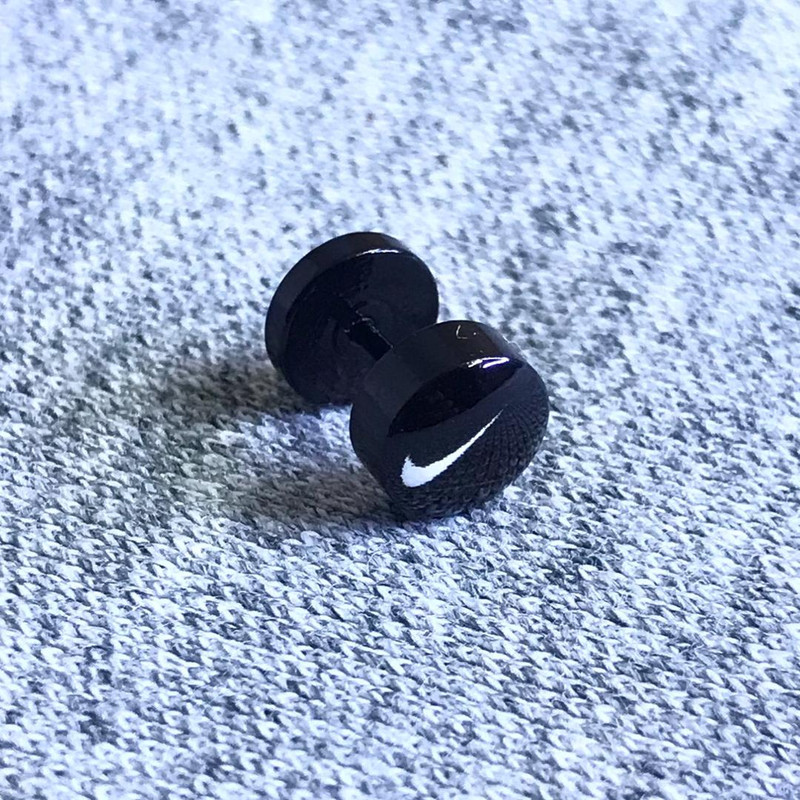 پیرسینگ گوش مدل ۰۰۱ پیرسینگ گوش مدل ۰۰۱