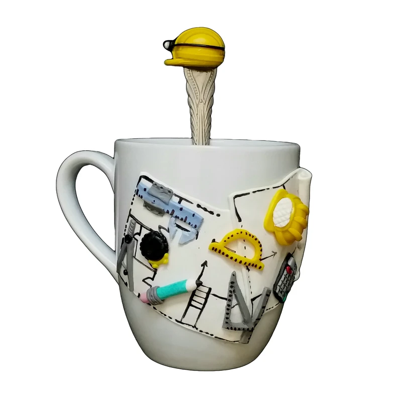 ماگ سرامیکی مدل روز معمار و نقشه کش کد 01132 به همراه قاشق