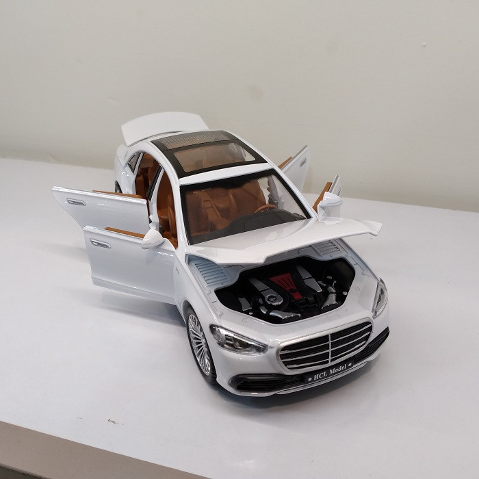 ماشین بازی مدل بنز طرح s600