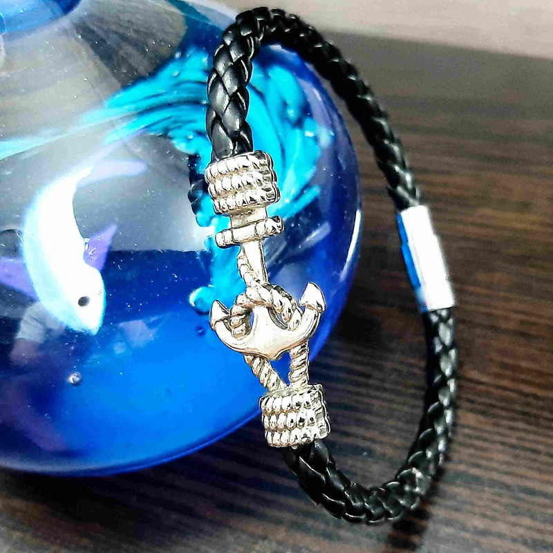 دستبند مردانه مدل ملوانی لنگر چرم کد 1400