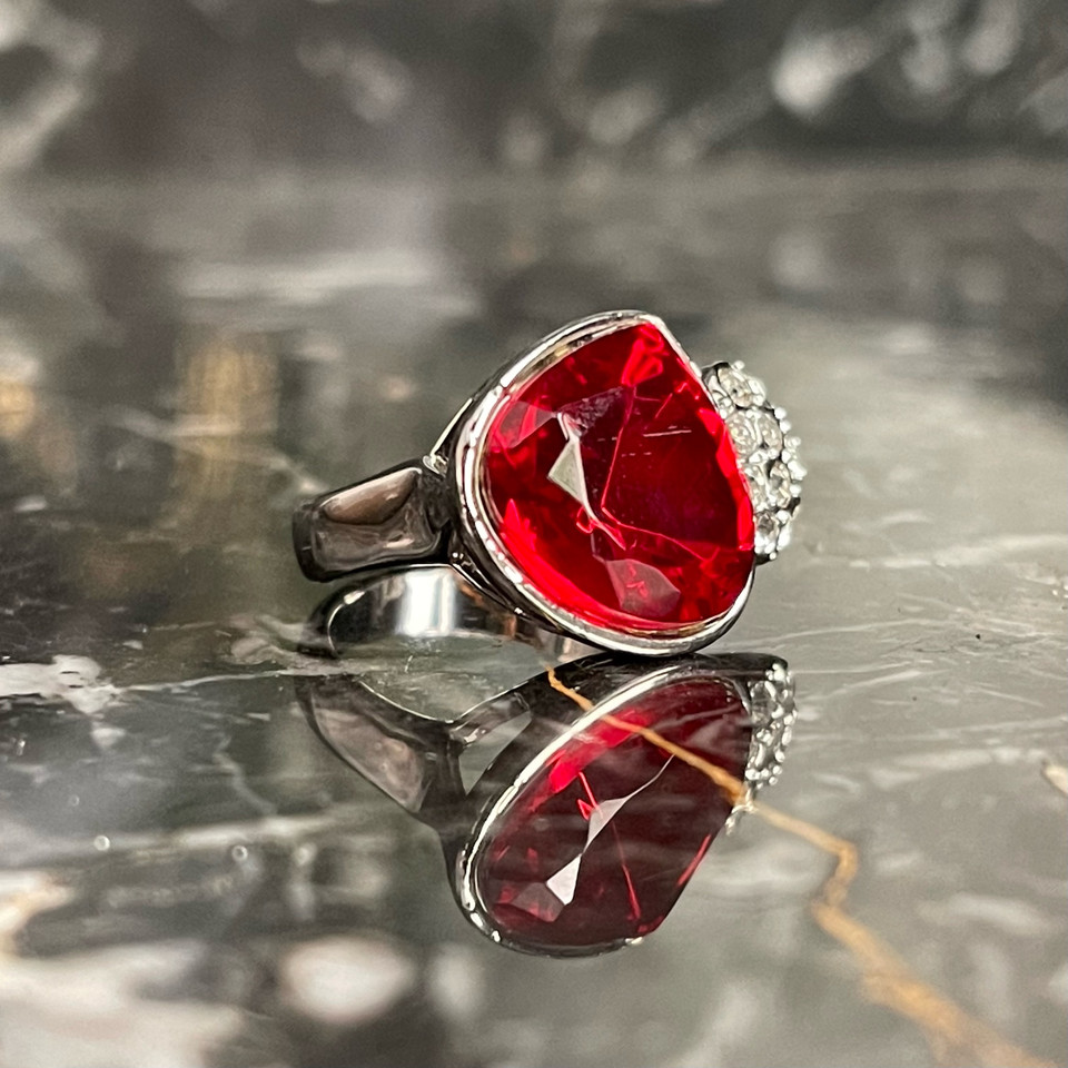 انگشتر زنانه مدل قلب کد 234 انگشتر زنانه مدل قلب کد 234