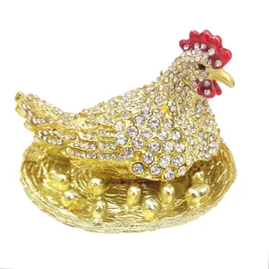 مجسمه طرح مرغ مدل M1