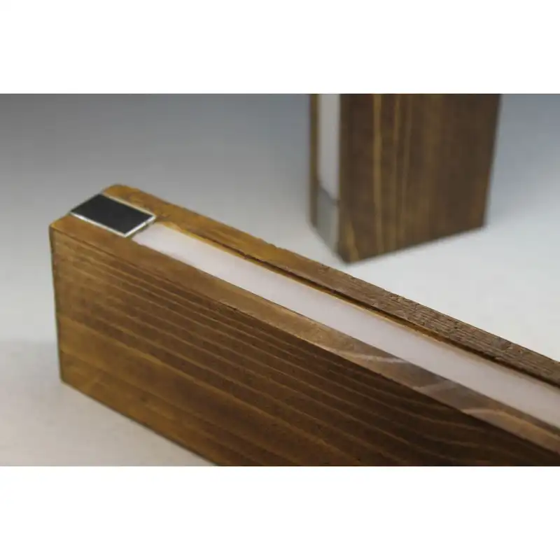 چراغ دیواری مدل C کد 104