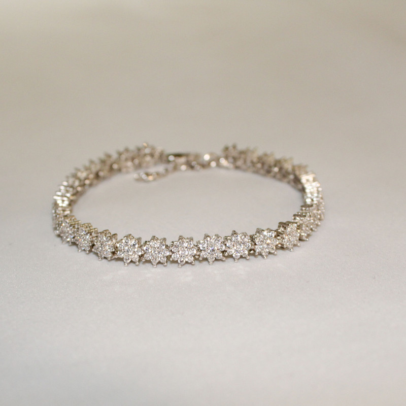 دستبند نقره زنانه مدل D50