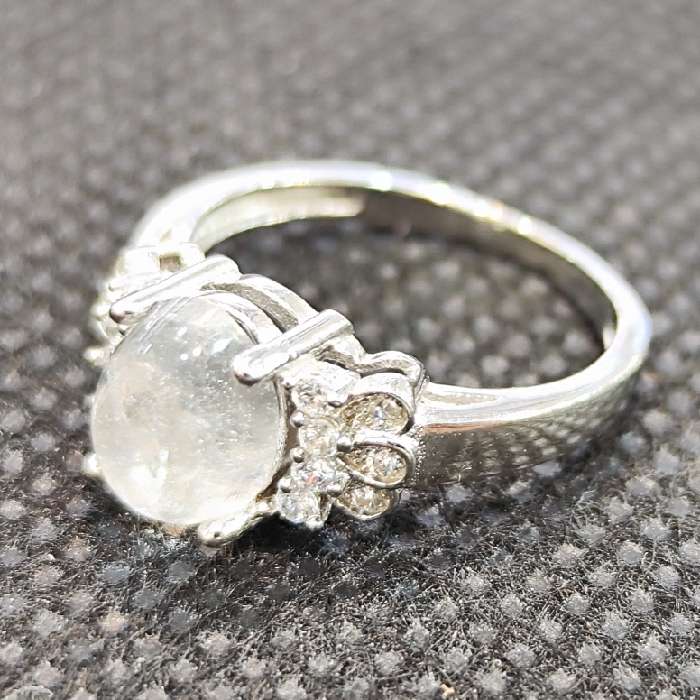 انگشتر نقره زنانه مدل سنگ در نجف کد 65 انگشتر نقره زنانه مدل سنگ در نجف کد 65