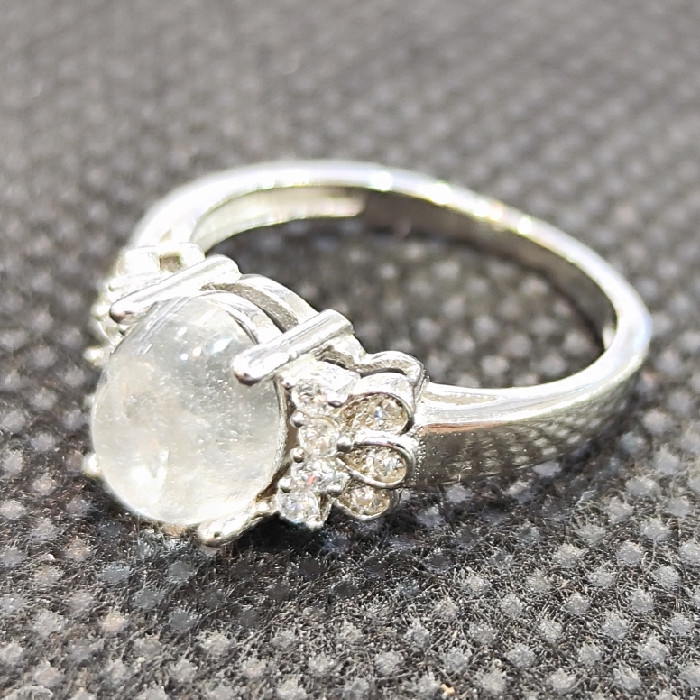 انگشتر نقره زنانه مدل سنگ در نجف کد 65 انگشتر نقره زنانه مدل سنگ در نجف کد 65