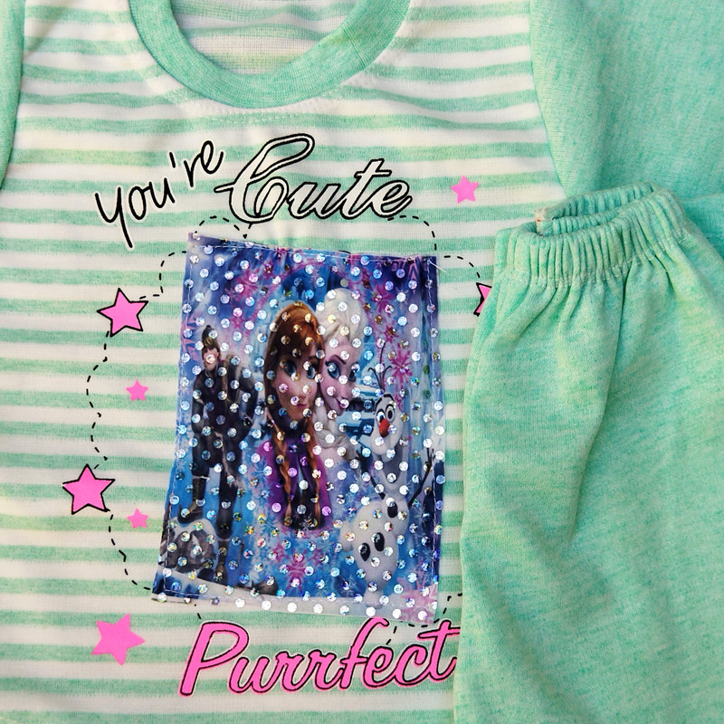 ست تی شرت و شلوار دخترانه مدل GSTPWFROZENG