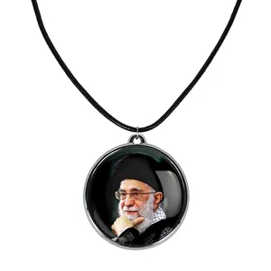 گردنبند خندالو مدل تصویر رهبر کد 25782583