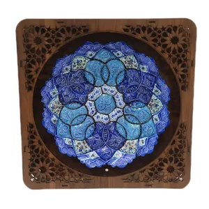 بشقاب دیوارکوب میناکاری مدل پرگاری کد 23