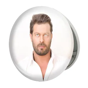 آینه جیبی خندالو طرح پژمان بازغی مدل تاشو کد 6327 