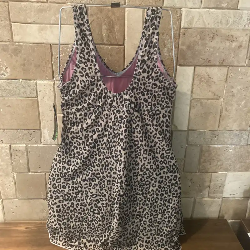 مایو زنانه مدل پلنگی کاپدار آستردار