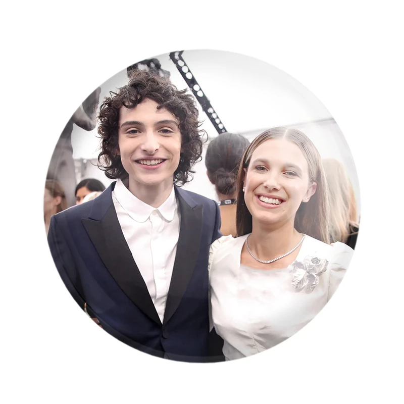 مگنت خندالو مدل میلی و فین سریال استرنجر تینگز Stranger Things  کد 19343