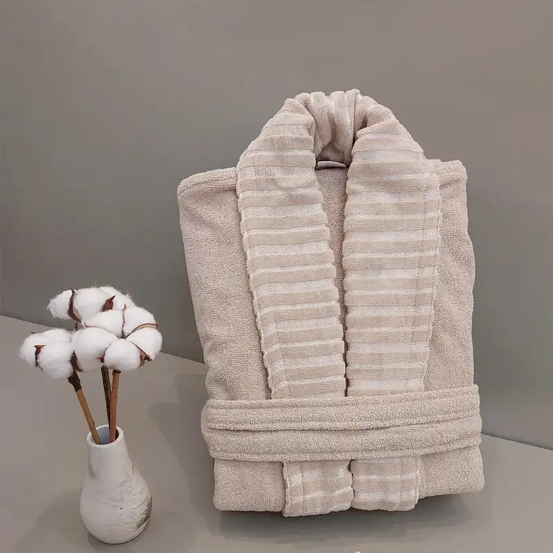 حوله پالتویی ارغوان مدل ونوس سایز 125