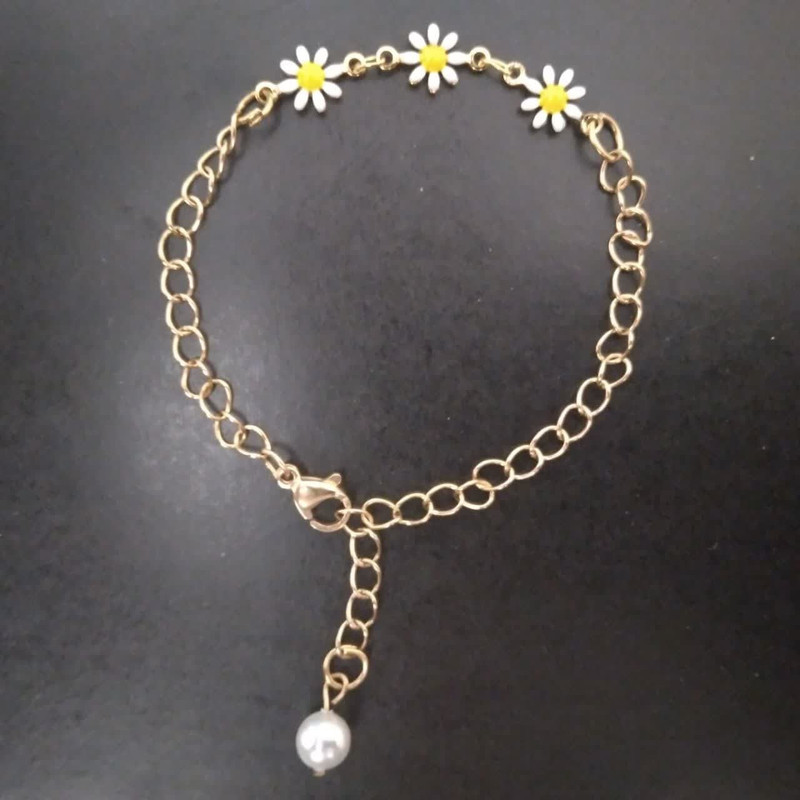 دستبند دخترانه مدل بابونه