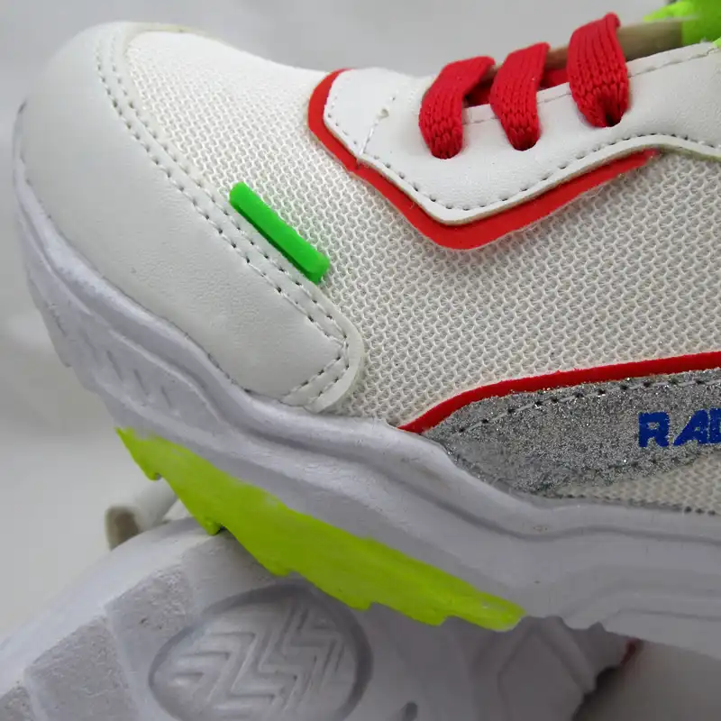 کفش راحتی مدل MOM561