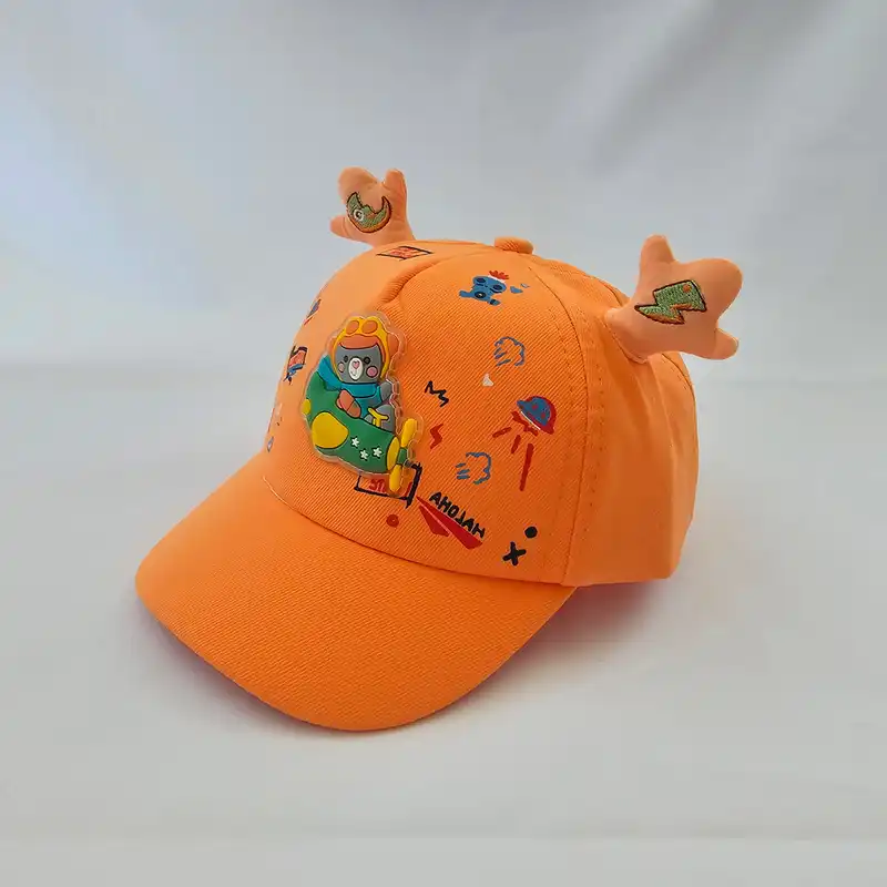 کلاه کپ بچگانه مدل خرس و هلیکوپتر 1