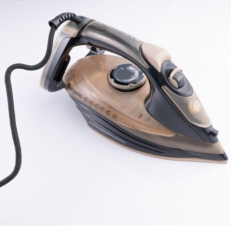 اتو بخار برگامو مدل BG-SI1165SBB 3 در وبزینر اتو بخار برگامو مدل BG-SI1165SBB