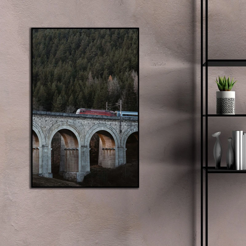 تابلو بکلیت طرح منظره طبیعت جنگلی و ریل قطار مدل B-D2208 فریم مشکی