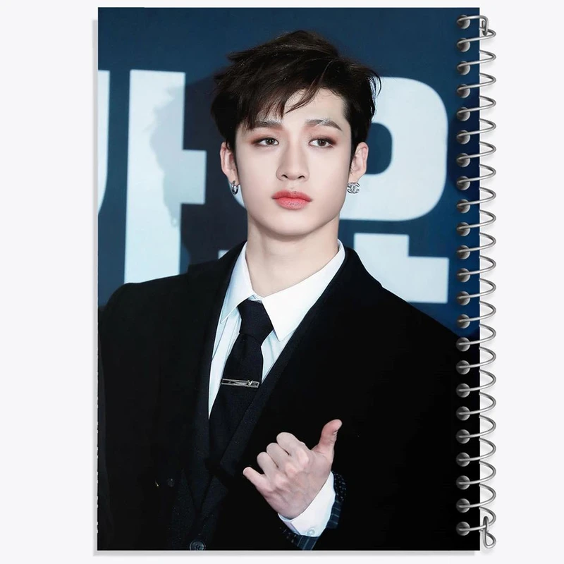 دفتر مشق 100 برگ خندالو طرح بنگ چان گروه استری کیدز Stary Kids کد 16906