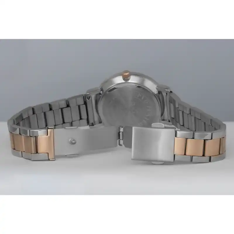 ساعت مچی عقربه ای زنانه اوماکس مدل OCFD022N018