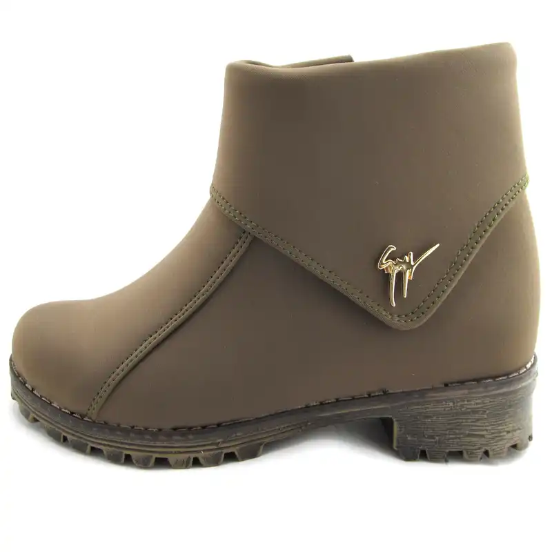 نیم بوت زنانه مدل MOM549