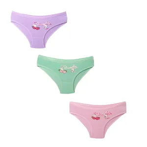 شورت دخترانه مدل SVT067-2 مجموعه 3 عددی