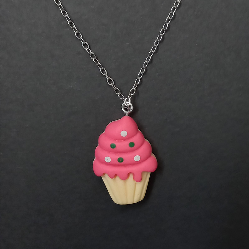 گردنبند دخترانه مدل عروسکی طرح بستنی گردنبند دخترانه مدل عروسکی طرح بستنی