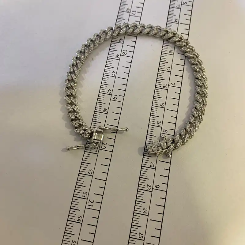 دستبند نقره زنانه مدل B3196