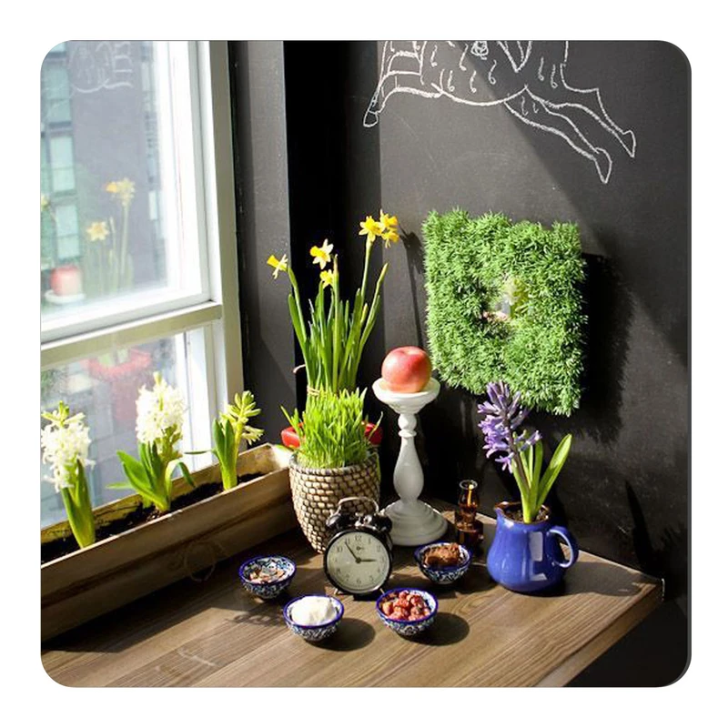 مگنت طرح هفت سین روی تاقچه چوبی کد wmg2665