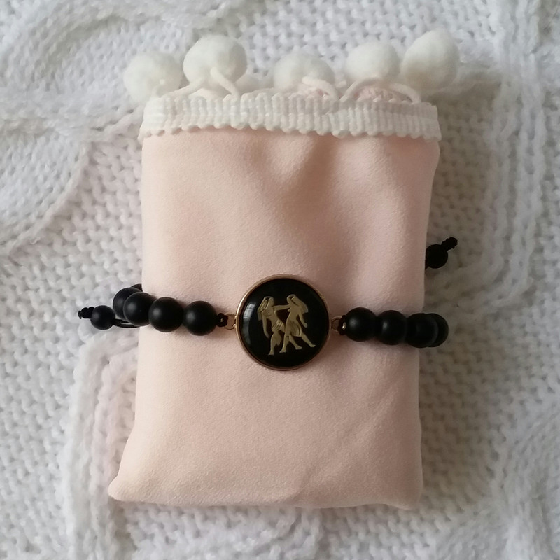 دستبند مدل ماه تولد خرداد R3 دستبند مدل ماه تولد خرداد R3