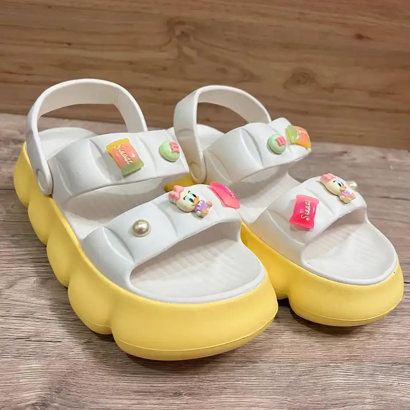 صندل زنانه مدل آبنباتی