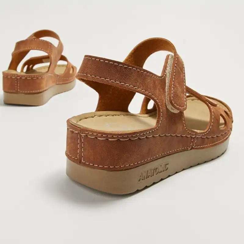 صندل زنانه ال سی وایکیکی مدل آناتومیک طبی