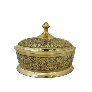 شکلات خوری برنجی مدل طاووس 190002