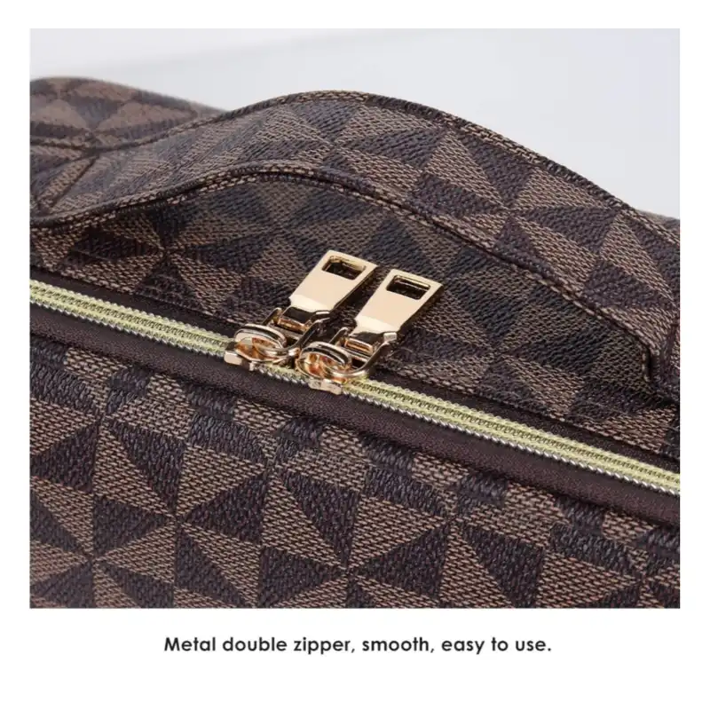 کیف لوازم آرایش و گریم زنانه مدل PROFESSIONAL کد Checkred