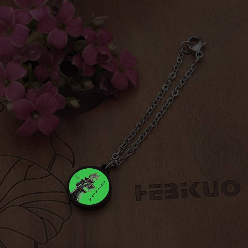 آویز ساعت زنانه ناکسیگو مدل شب تاب طرح فورتنایت کد AW8893