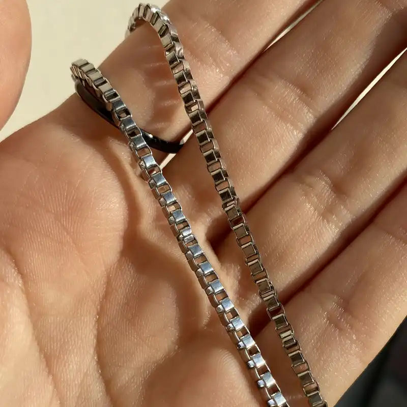 زنجیر زنانه استینلس استیل مدل ونیزی کد j10