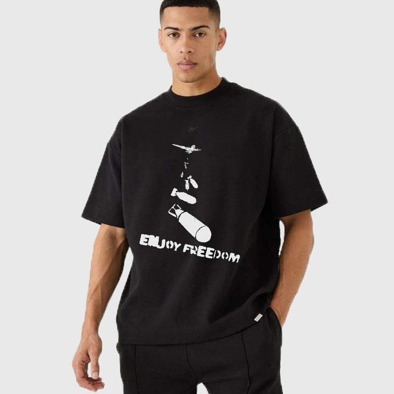 تی شرت آستین کوتاه مردانه مدل بمب اتم Z582