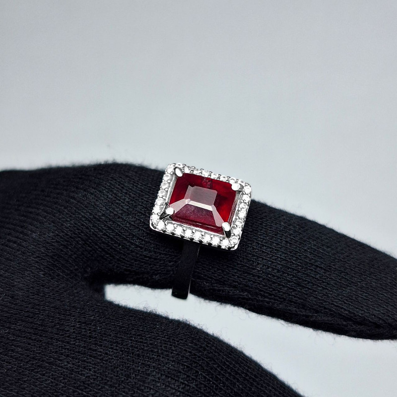 انگشتر نقره زنانه مدل یاقوت