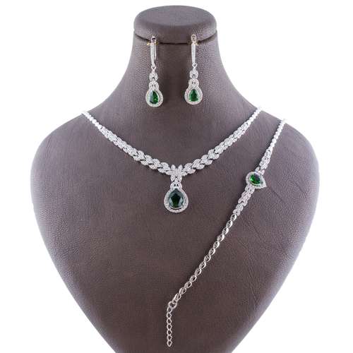 نیم ست نقره زنانه مدل زمرد AVN_N137