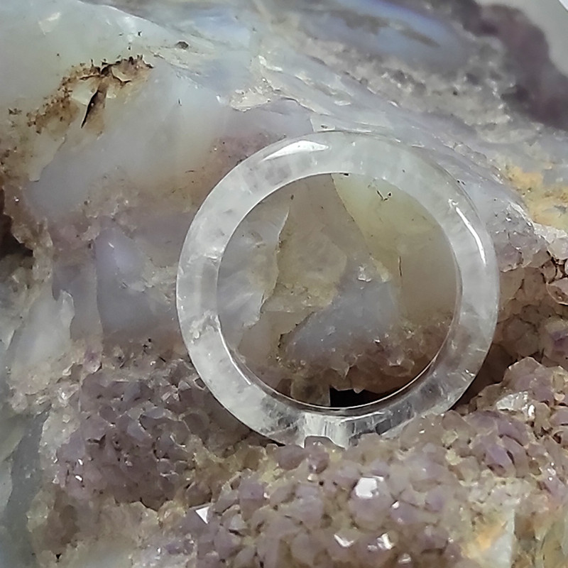 انگشتر زنانه سلین کالا مدل کوارتز شفاف سنگ ماه تولد مرداد و شهریور Mps انگشتر زنانه سلین کالا مدل کوارتز شفاف سنگ ماه تولد مرداد و شهریور Mps