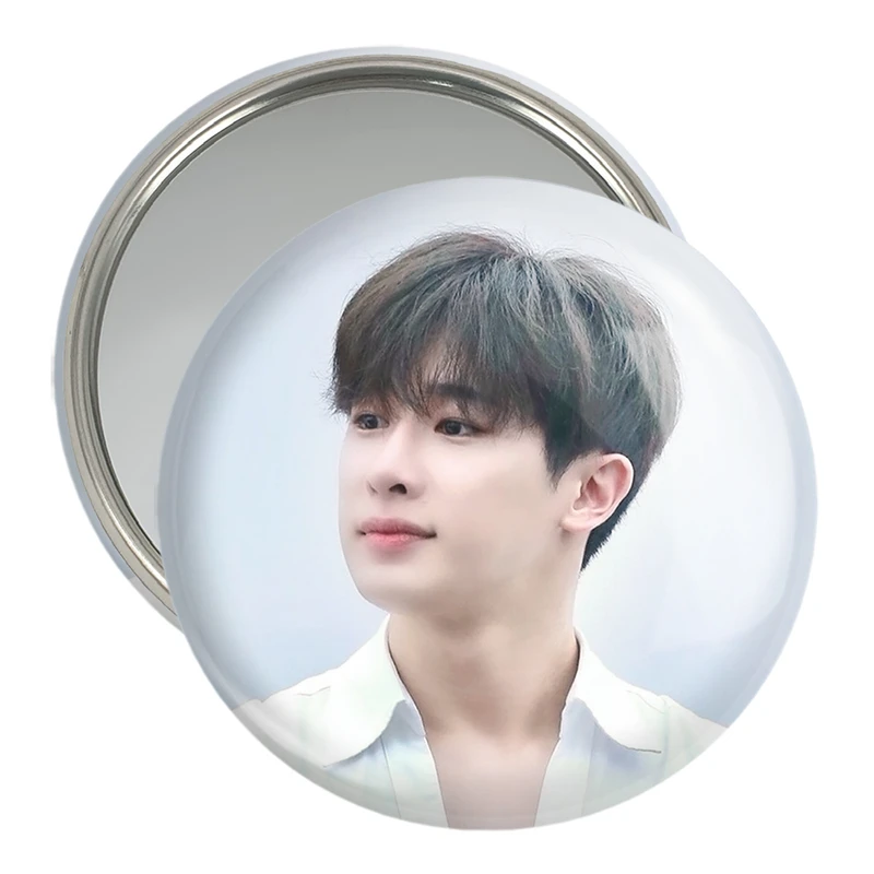 آینه جیبی خندالو مدل ونهو گروه مانستا اکس Monsta X  کد 21186