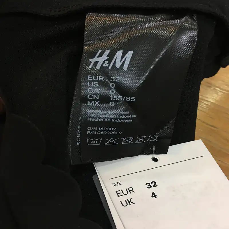 مایو زنانه اچ اند ام مدل 0699081