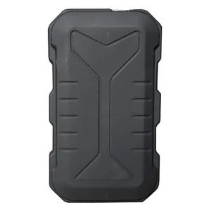 ردیاب خودرو آذر ردیاب مدل gt960