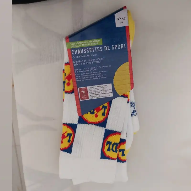 جوراب ورزشی ساق بلند مردانه لیدل مدل Po2028