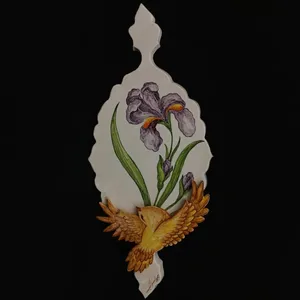 دیوارکوب سرامیکی هیوا مدل ترنج گل و مرغ برجسته کد 11115371